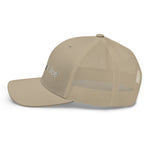 Hoodie Joe Wht Trucker Cap